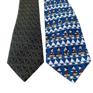 Disney Mickey Men's Tie Lots of‎ 2